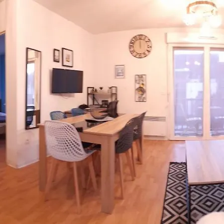 De L'isard Bleu, Dans Résidence De Tourisme 3 étoiles