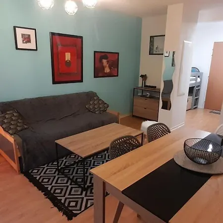 De L'isard Bleu, Dans Résidence De Tourisme 3 étoiles