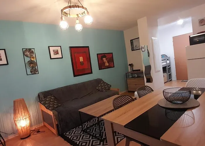 De L'isard Bleu, Dans Résidence De Tourisme 3 étoiles Appartement *