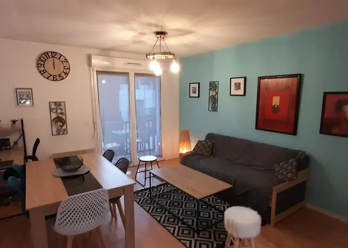 Appartement De L'isard Bleu, Dans Résidence De Tourisme 3 étoiles Lourdes